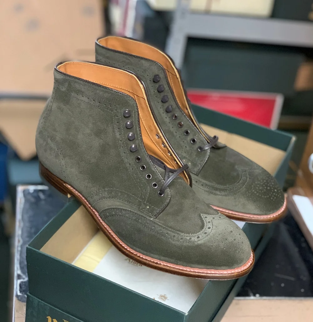 D9857h Loden Green Suede — mouldedshoe